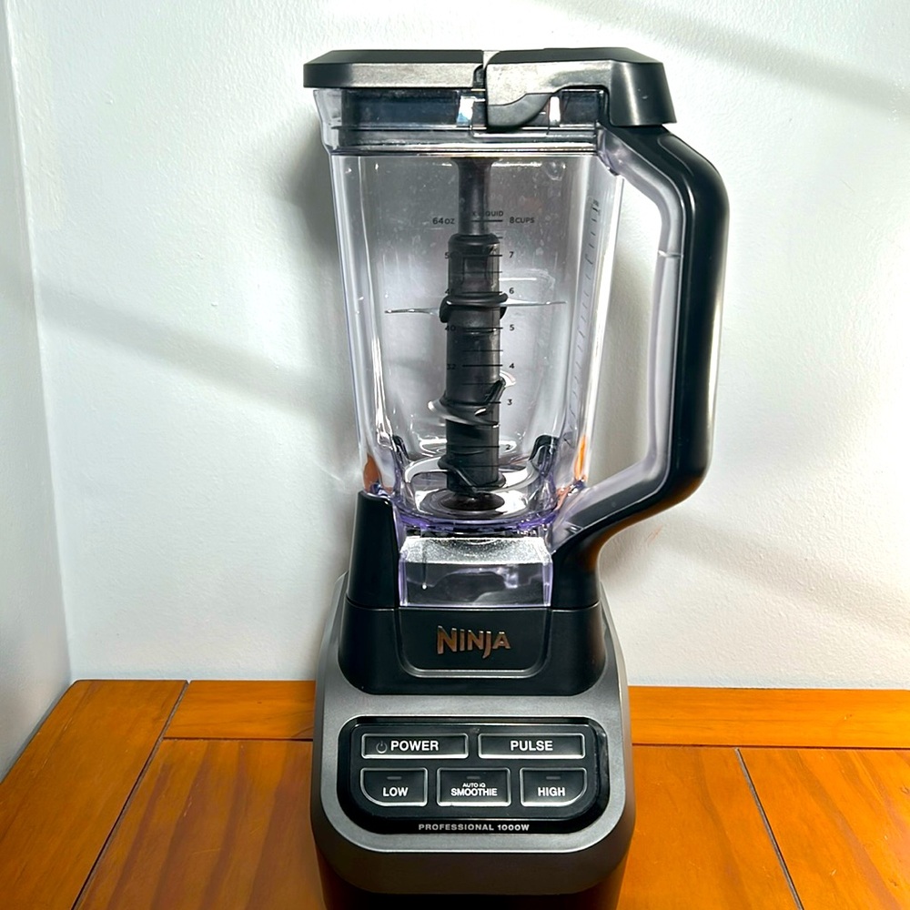 NINJA 1000 Watt Professional Blender